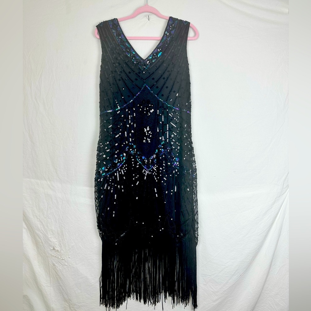 Babeyond Sequined Flapper Dress and Feathered Head Piece